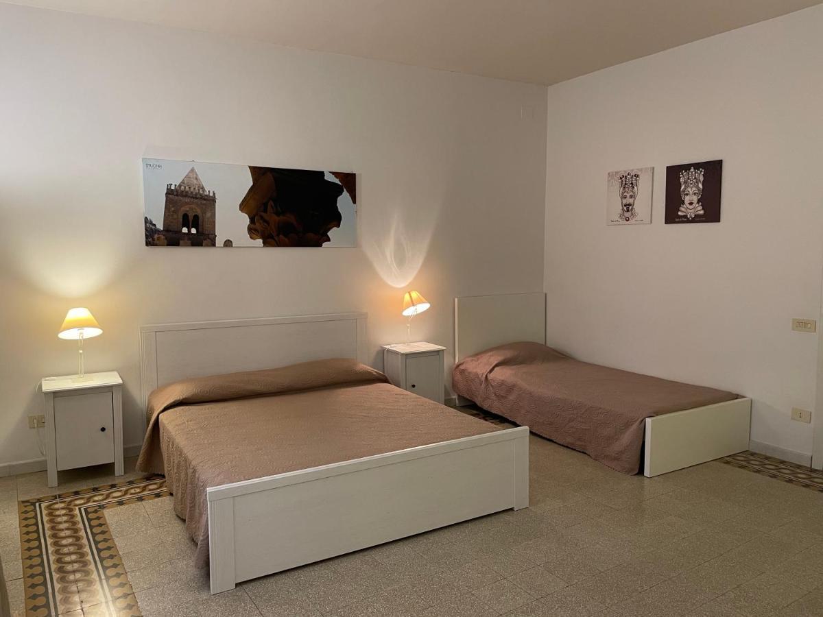 Ferienwohnung Il Balcone Al Molo Cefalù Exterior foto